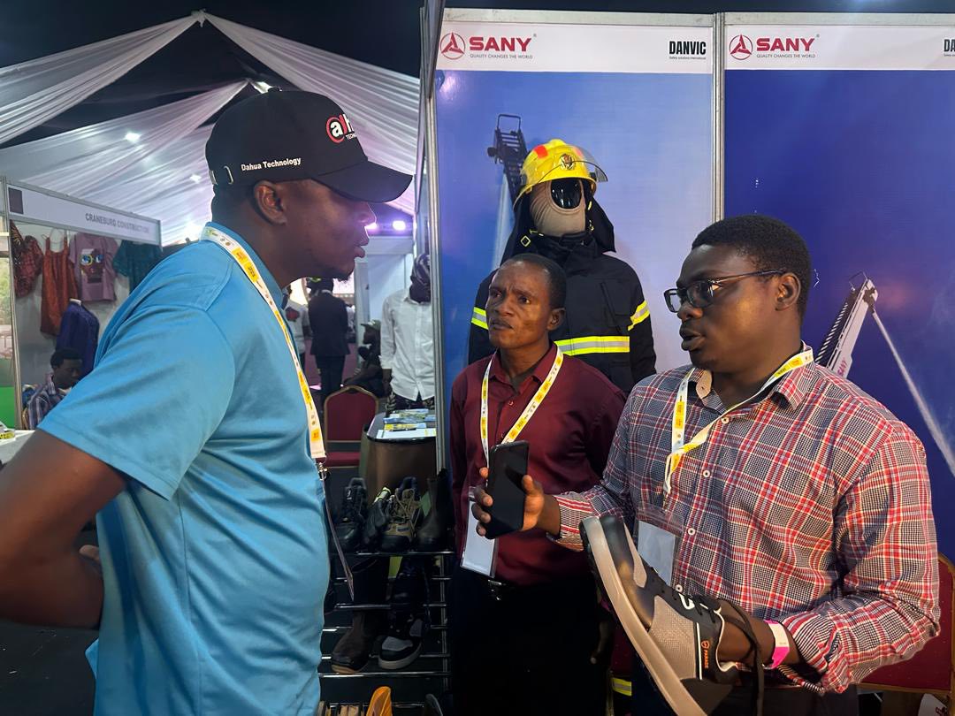 SanyWestAfrica's tweet image. Final Day at the Lagos International Fire Safety Conference 2.0! 

What an incredible journey it’s been — from showcasing SANY’s cutting-edge fire truck technology to connecting with passionate safety professionals.

#SANYFireTrucks #FirefightingTechnology