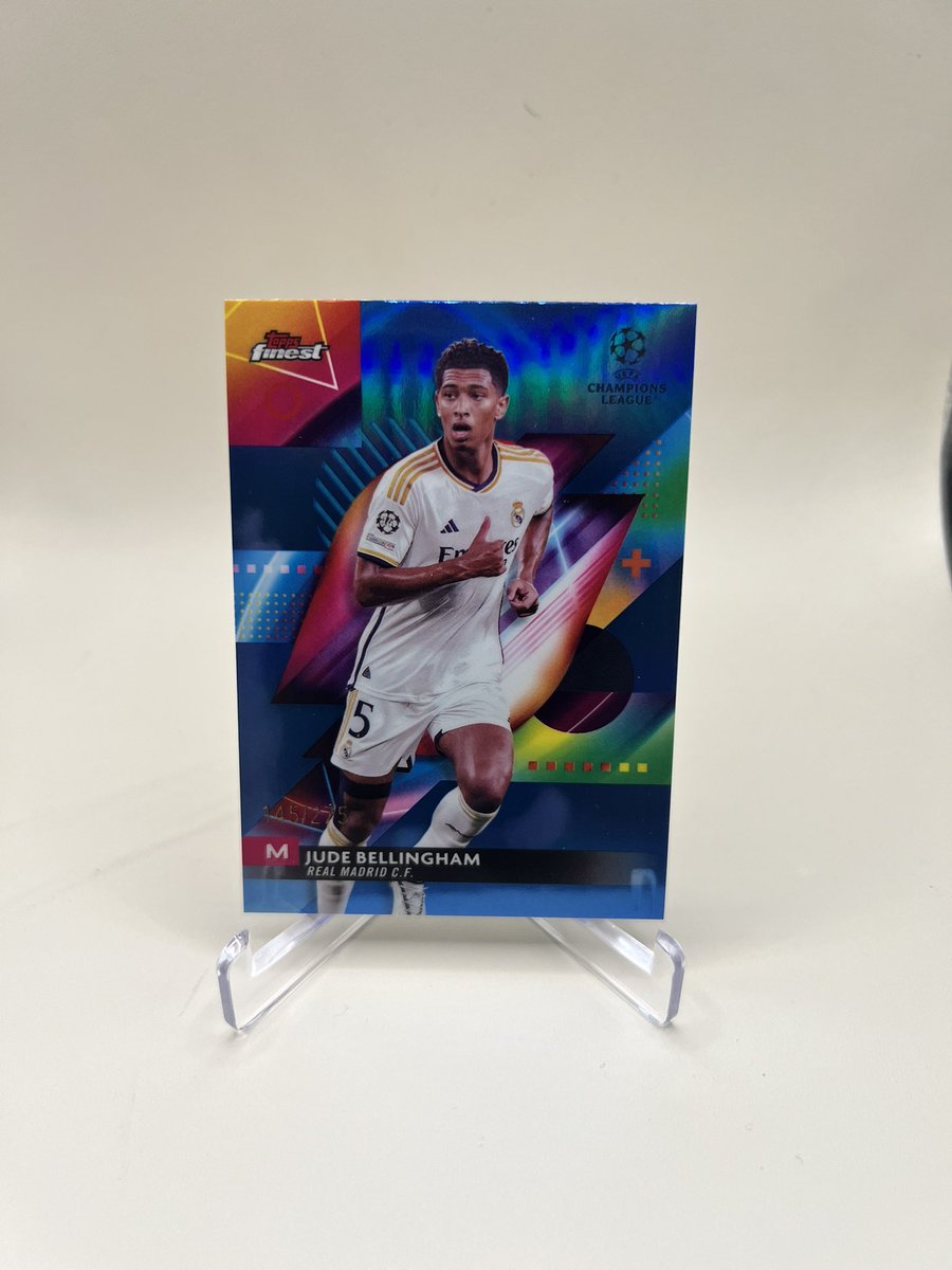 guccicards tweet media