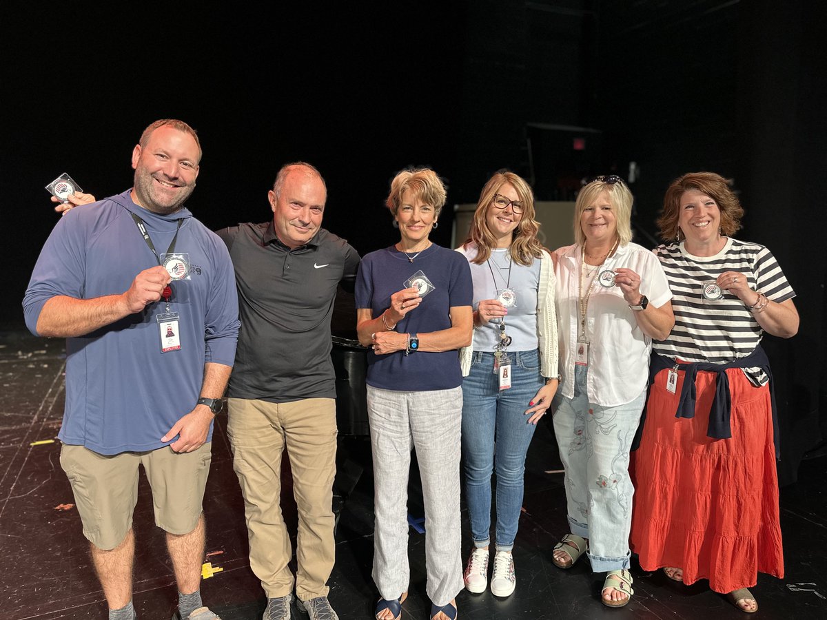 An incredible launch to the 25–26 school year at Convocation! 💫 A Mister Rogers skit, inspiring messages from leaders, and a keynote on curiosity &amp; kindness reminded us of the power of connection. Ready to #WonderTogether as #ConnectedNeighbors! 🦅

#CVProud #PortraitOfAnEagle