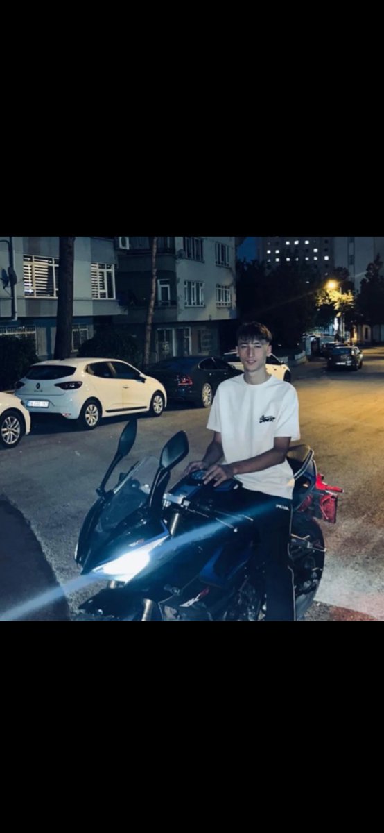zeehraagaliba's tweet photo. Hakan çakır olayında katillerin yüzünü kapatmayın açık açık paylaşın. Kimse bu k4tilleri saklamaya çalışmasın. Üstüne utanmadan olay öyle değil biz asıl adalet istiyoruz diye kendilerini savunmaya çalışan insanlar bunlar. adalet yerini bulsun. #hakançakır #hakancakıricinadalet https://t.co/YzJukZYQnB