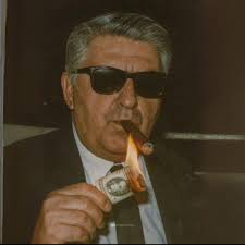 2/1'e kaç milyon euro bastın acaba düşünmekten kafayı yedik.
#BjkvStp