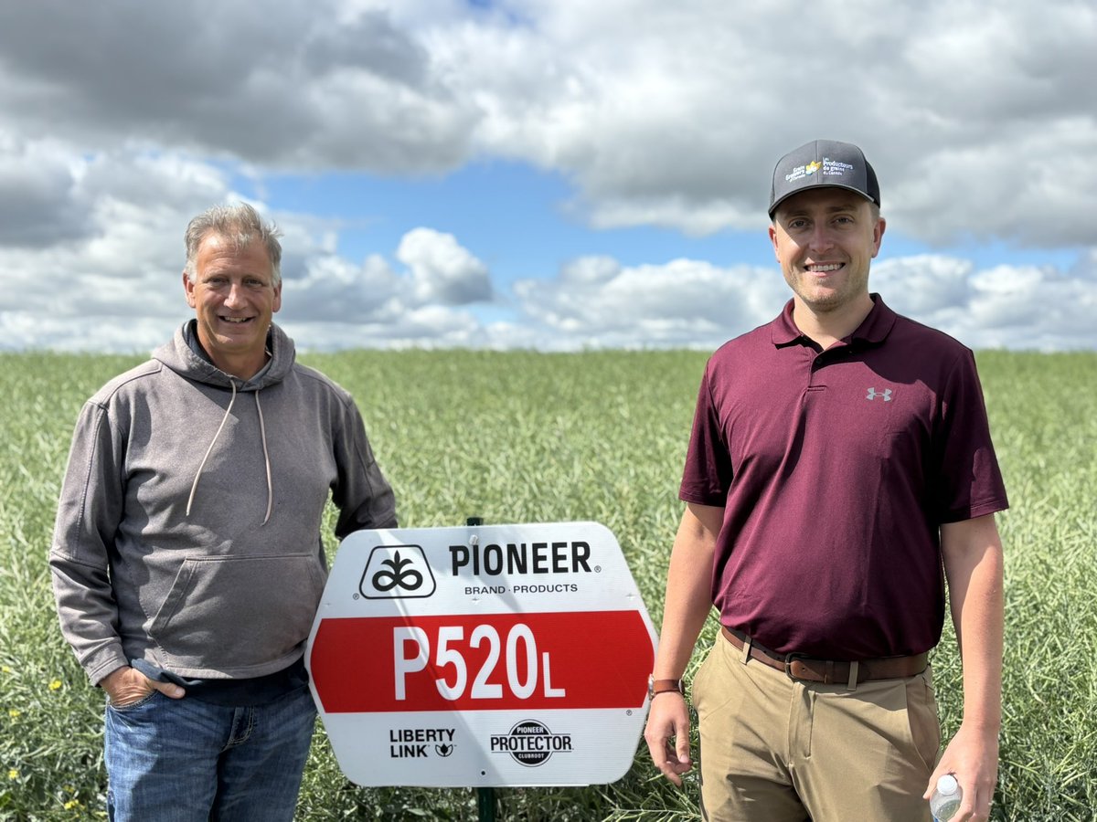 Grain Growers of Canada (@graingrowers) on Twitter photo The GGC Summer Tour continues in Alberta!
Thank you to Roger Chevraux from
<a href="/ccga_ca/">CCGA_ca</a> <a href="/AlbertaCanola/">Alberta Canola</a> for giving a tour of your farm to our Executive Director <a href="/KylePLarkin/">Kyle Larkin</a> and for discussing how the canola tariffs are impacting producers across Canada. The GGC Summer Tour continues in Alberta!
Thank you to Roger Chevraux from
<a href="/ccga_ca/">CCGA_ca</a> <a href="/AlbertaCanola/">Alberta Canola</a> for giving a tour of your farm to our Executive Director <a href="/KylePLarkin/">Kyle Larkin</a> and for discussing how the canola tariffs are impacting producers across Canada.