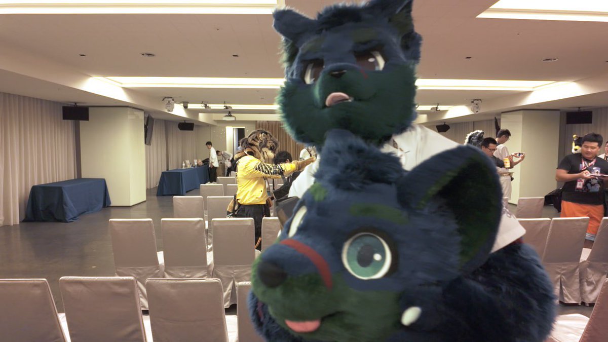 CT the Wolf➡️UTFG (@ctthewolf) on Twitter photo I found a head!
🐾: Me!
📸: A camera at the wedding panel at UTFg
🪡: 黑雪工坊KuroYuki, <a href="/KemoTianou/">天偶毛作🔜Infurnity</a>
#FursuitFriday
#UTFG2025 I found a head!
🐾: Me!
📸: A camera at the wedding panel at UTFg
🪡: 黑雪工坊KuroYuki, <a href="/KemoTianou/">天偶毛作🔜Infurnity</a>
#FursuitFriday
#UTFG2025