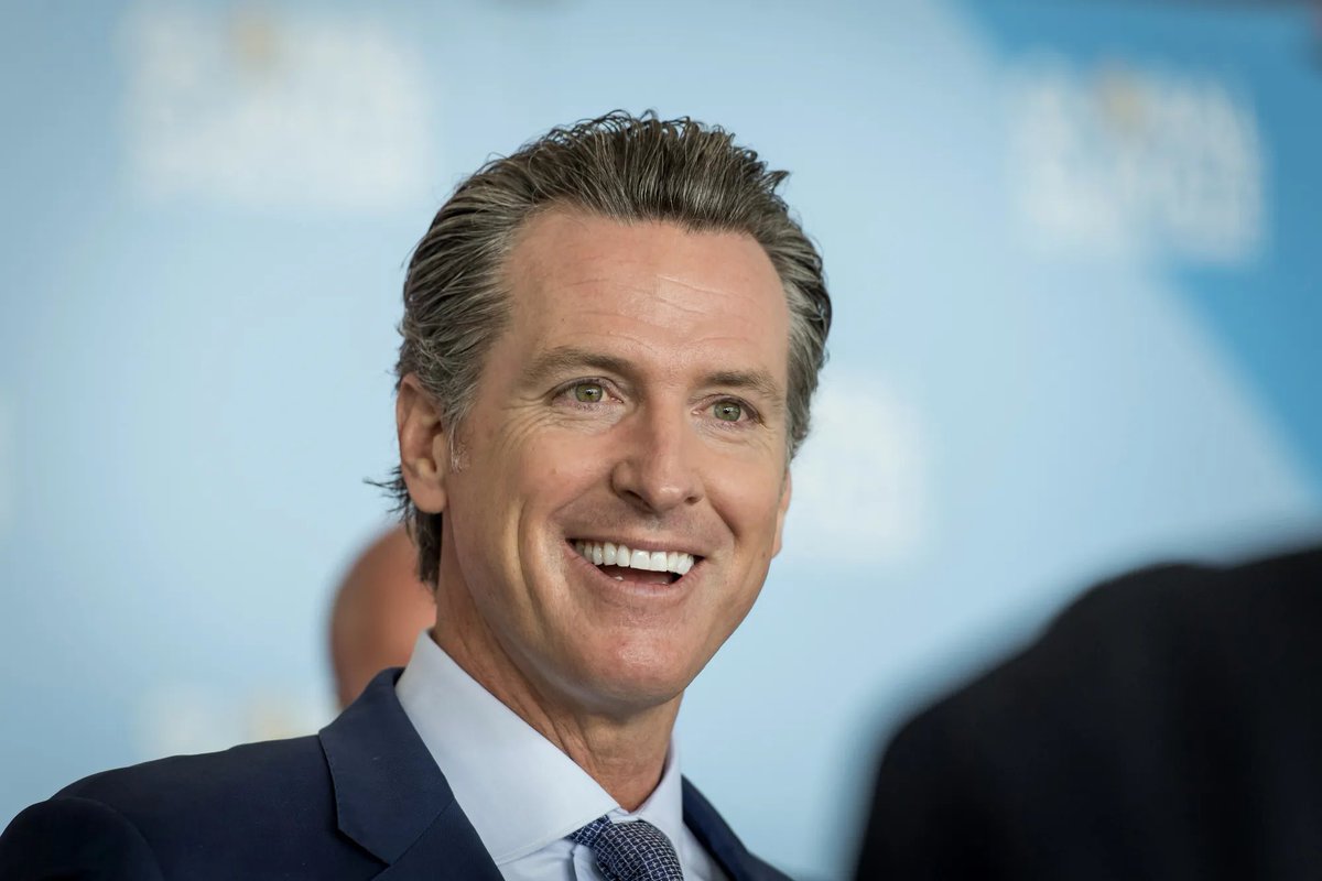 CNN_Wire's tweet photo. BREAKING: California Governor Gavin Newsom Approval rating surges to 99.95% after shooting a Homeless Person in the Middle of 5th Avenue during trip to New York City. https://t.co/Qa0Mm32w6S