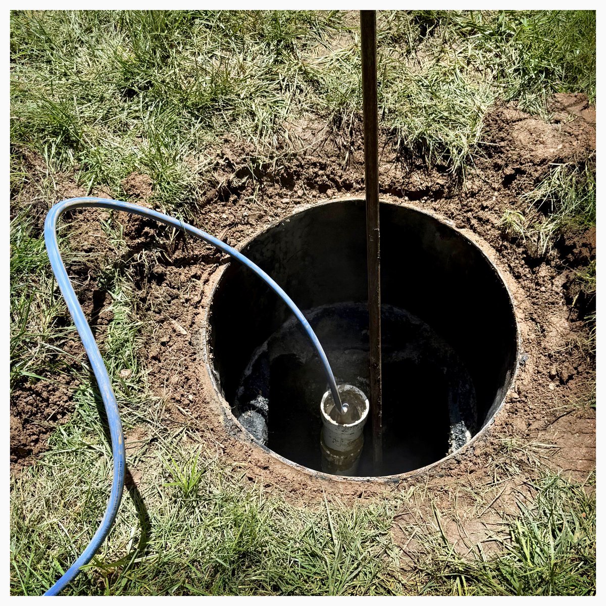 actionsepticsvc's tweet image. In Buckhead, we jetted out the mainline from the house to the septic tank. Hydro jetting is recommended when there are clogs. It also helps with maintaining the septic system and preventing blockages.  #BuckheadGA #septicservice #septicsolutions