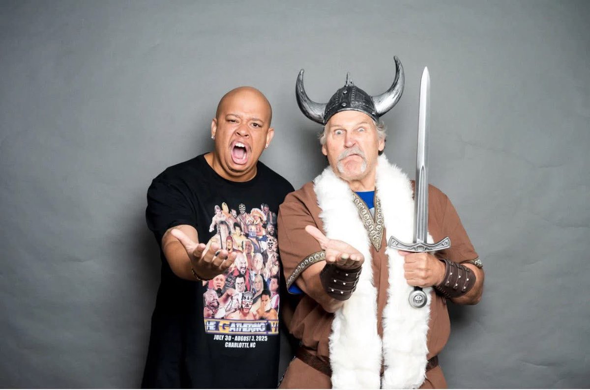 Huss!! #wwe #wwf #legend