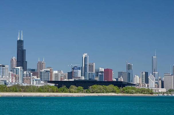 O2emc's tweet photo. @ChicagoIL is a beautiful venue for a solar and sheep conference(..hint @SEIA)  Spoke @SolarFarmSummit last week about how solar farms can create new farming and food opportunities.  @SG_SEIA #agrivoltaics @HopperAbby https://t.co/6pOKPSzOfu
