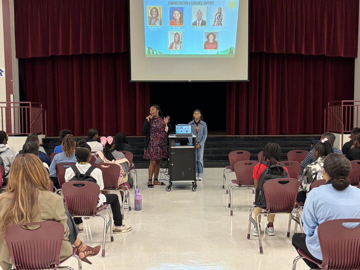 McNicolMiddleHawks tweet media