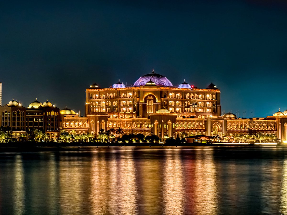 RBPhoto22237653's tweet photo. #Abudhabi #nightview https://t.co/lEIATQqLKV