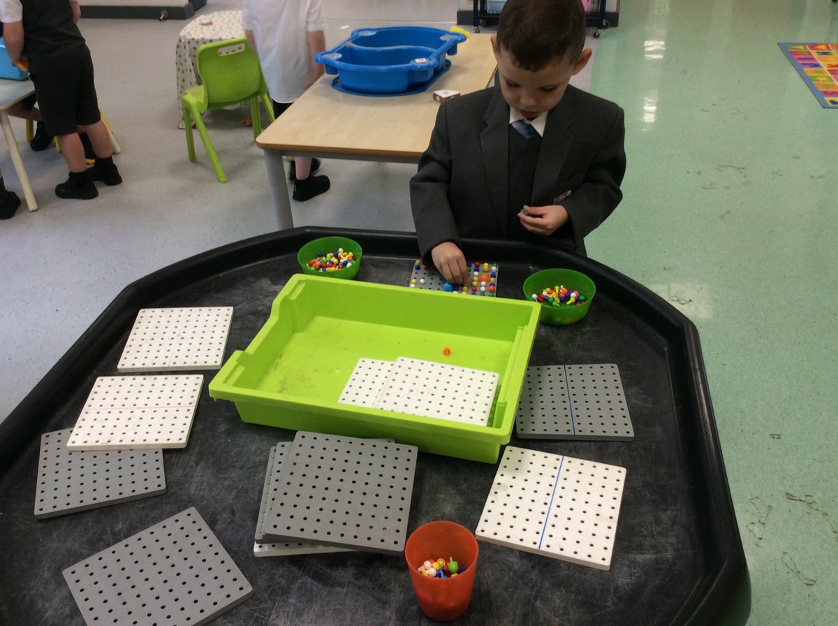 Miss Thomson tweet media