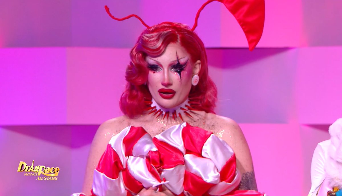 favpaes's tweet photo. moon et mami watta ONT TUÉ la piste ! wow, mes favoris. 🤯 #DragRaceFrance https://t.co/2mvLelLMYn
