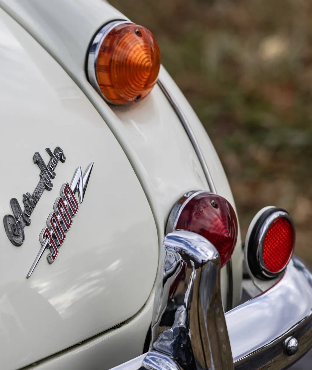HemmingsNews's tweet image. A timeless classic in pristine form: this 1967 Austin-Healey 3000 Mk III BJ8 2+2 Convertible shines in restored white with a fully refreshed blue interior🌟🚗

Available Now bit.ly/3Ut9eqc

#AustinHealey #ClassicCars #ConvertibleLife #VintageBritishCars #HemmingsFinds