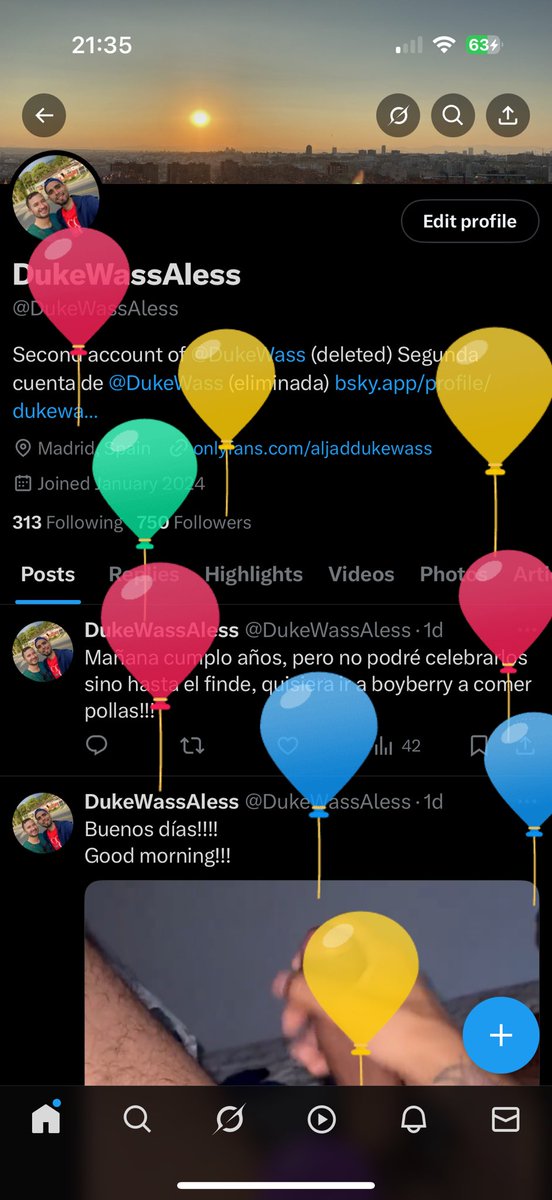 Feliz cumpleaños a mi!!! 
Happy birthday to me!!!