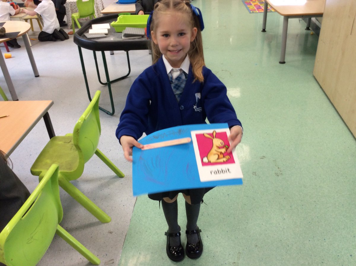 Miss Thomson tweet media