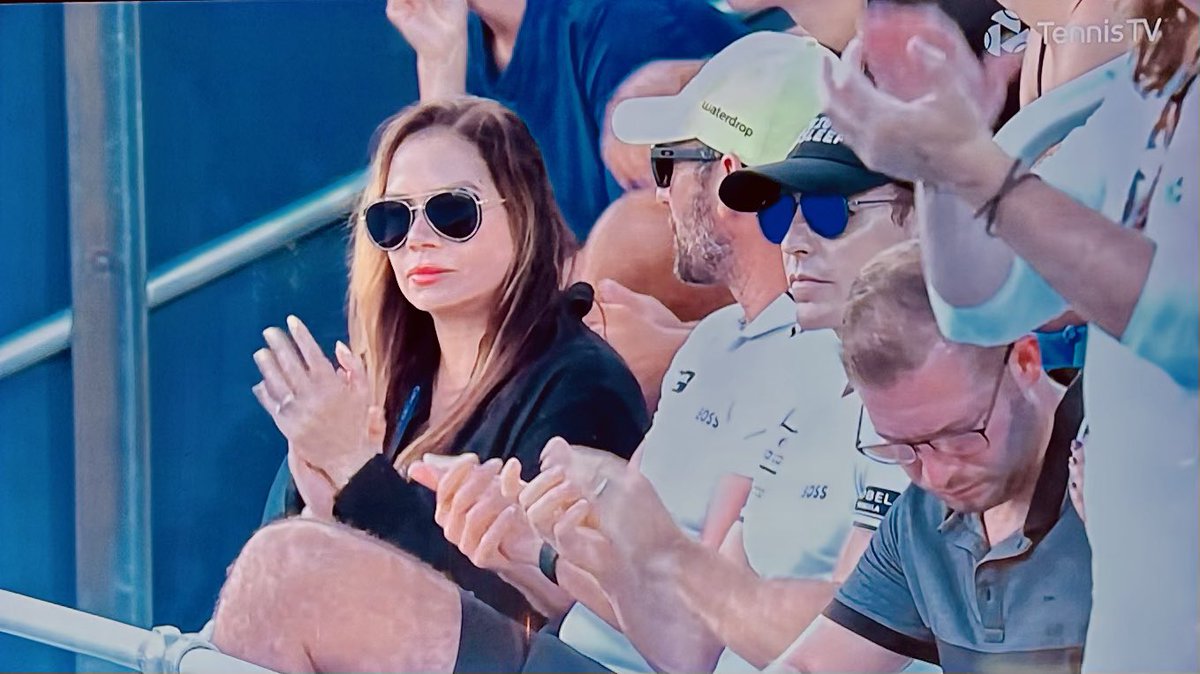 Er sorry, but when did Taylor Fritz start being coached by an actual T-1000? 🦾