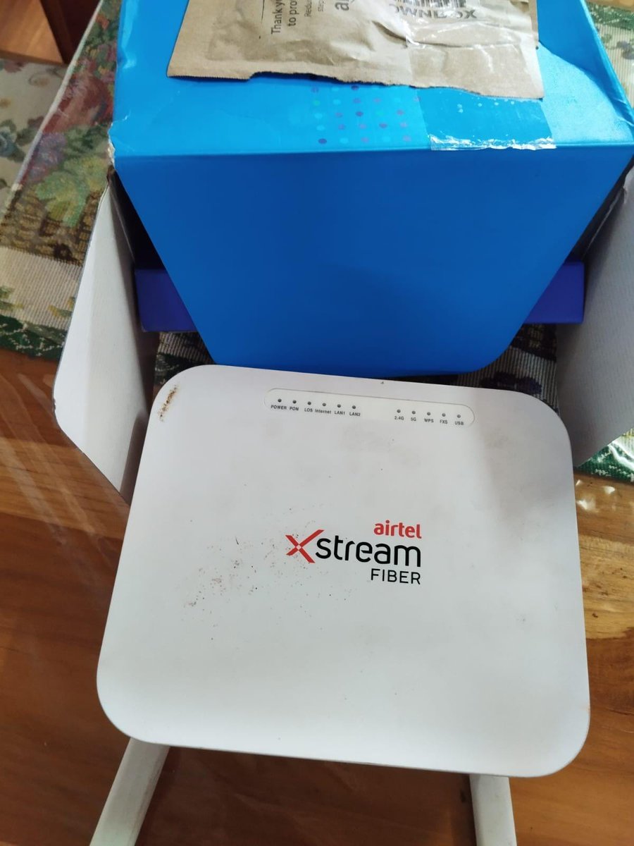 NubianGhost's tweet photo. What was ordered &amp; what arrived. Issue NOT resolved yet😭 Help, @amazonIN!
#complaint #UnhappyCustomer https://t.co/OJSY4t9YMU