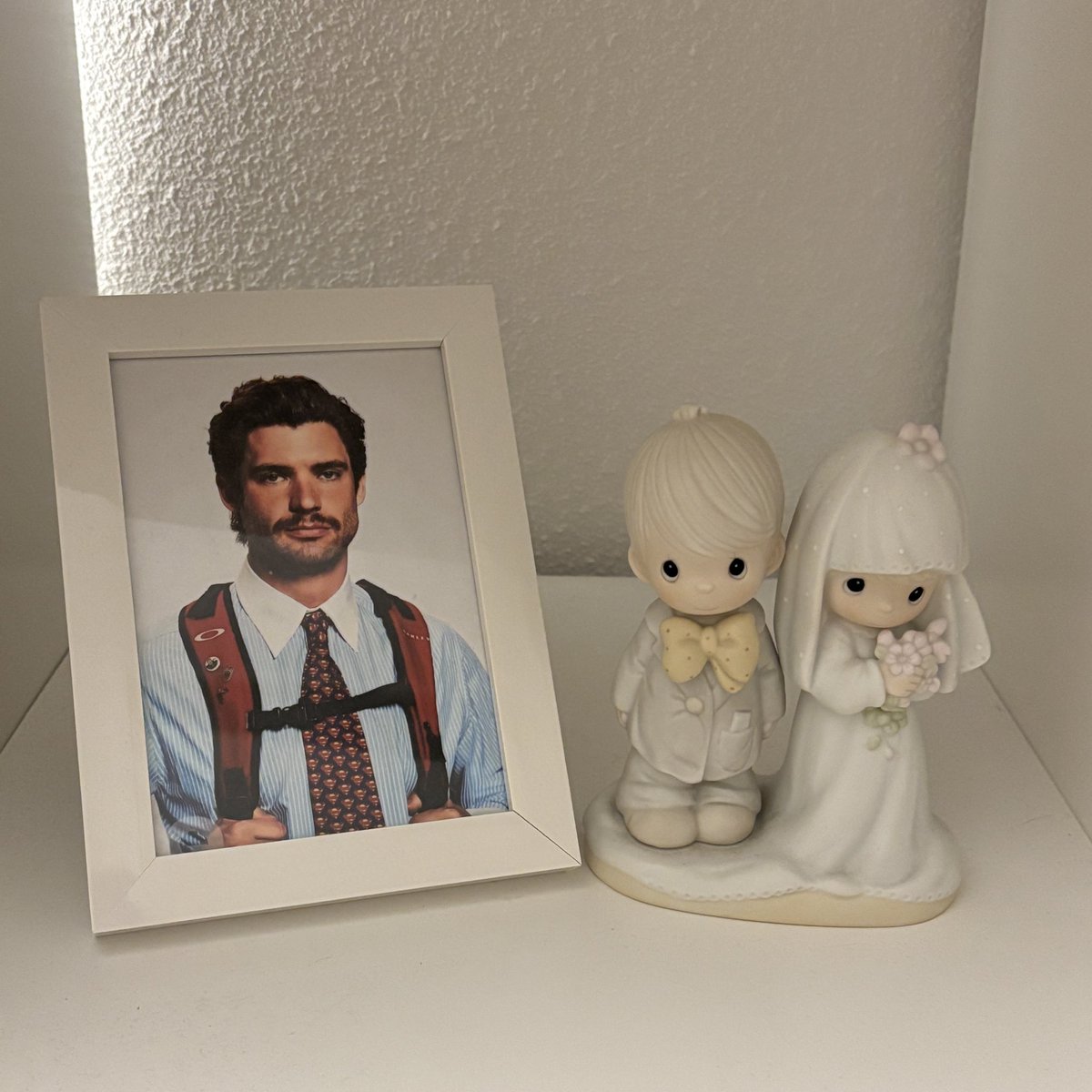 babydollied's tweet photo. new addition to my room 🙈🤍 https://t.co/B2Uj3PAMd2