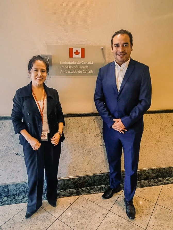 | Mantuvimos un encuentro clave en la Embajada de Canadá, con el objetivo de fortalecer los lazos de cooperación bilateral. 

Durante este diálogo, abordamos temas estratégicos, buscando abrir nuevas oportunidades para nuestros sectores productivos y sociales.

Seguimos