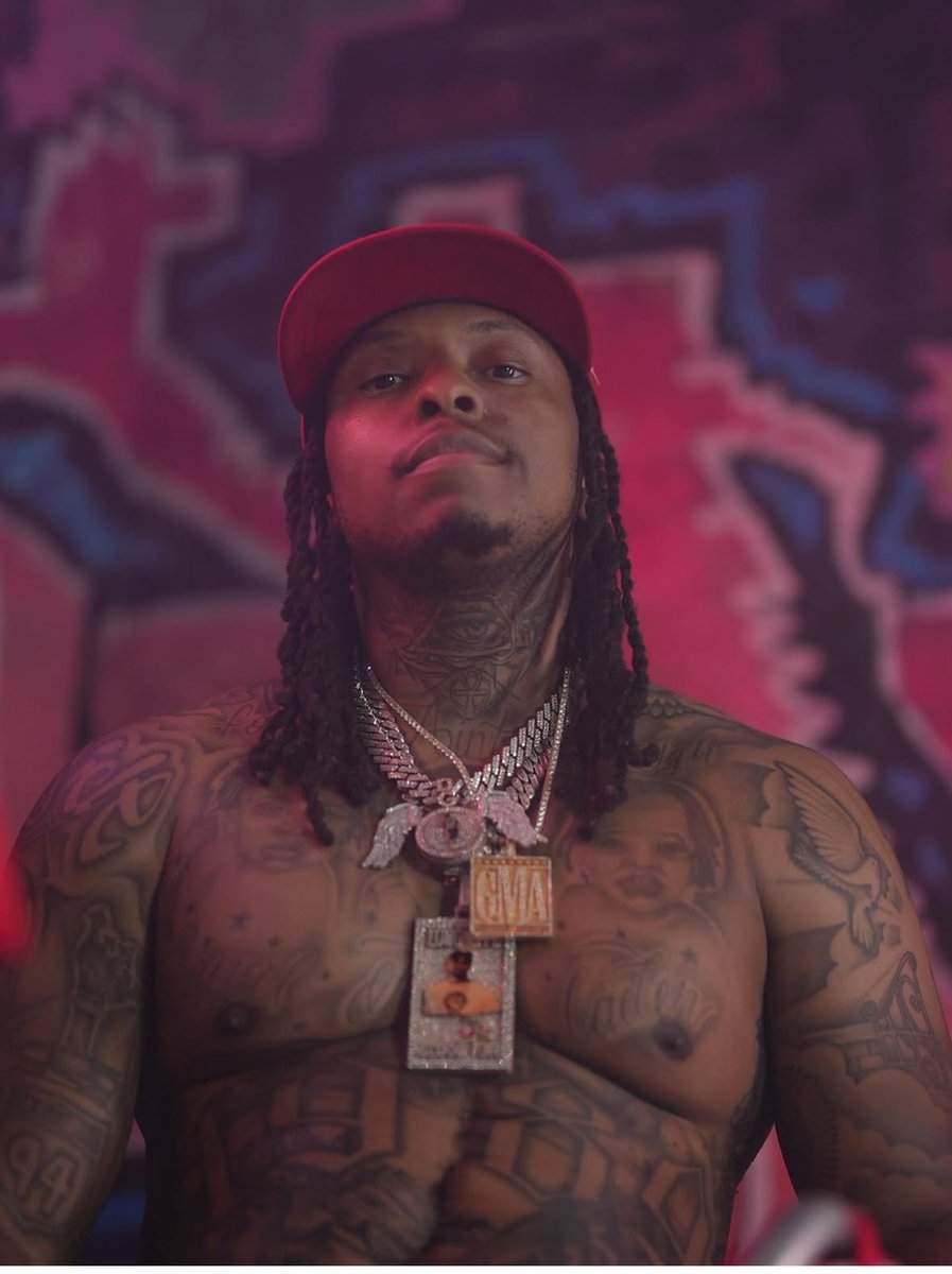 🅱️💪🏾👌🏾🩸

New Video Drop Tomorrow on my OnlyFans😂