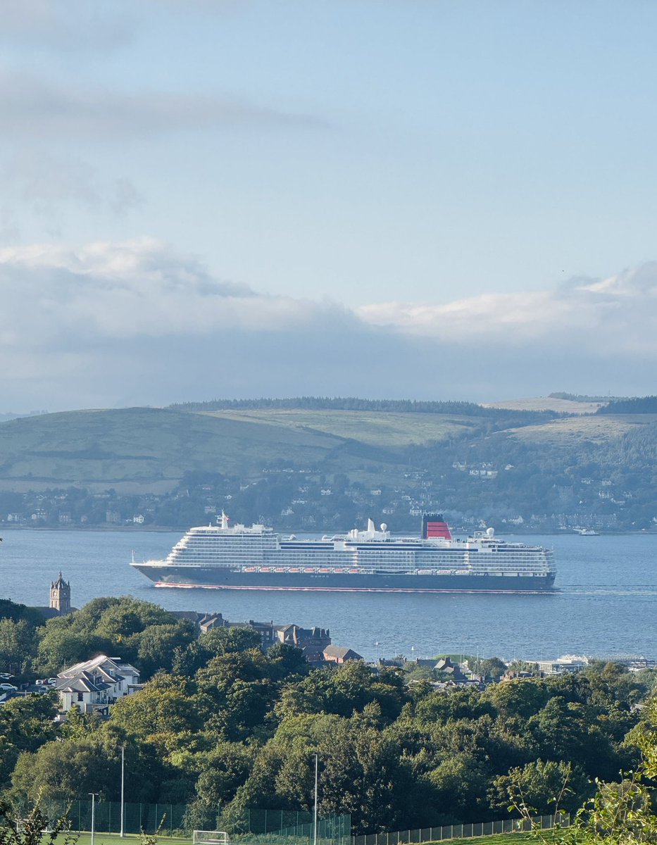 Queen Anne passing Gourock