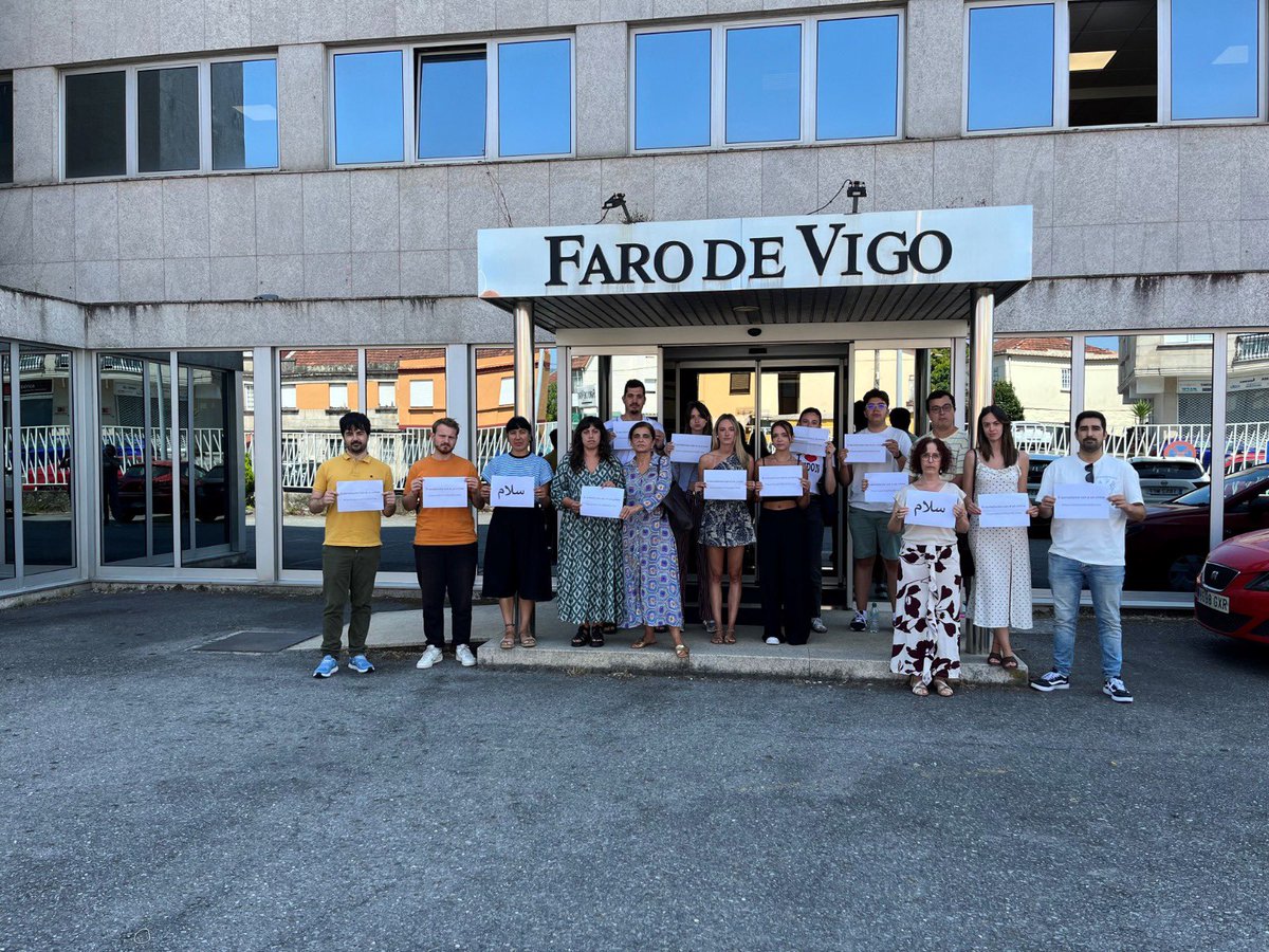 O xornalismo galego uniuse hoxe para denunciar os asasinatos de periodistas en Gaza

En defensa da liberdade de prensa e dos dereitos humanos

En solidariedade co traballo heroico dos xornalistas palestinos
#OXornalismoNonÉUnCrime
#JournalismIsNotACrime