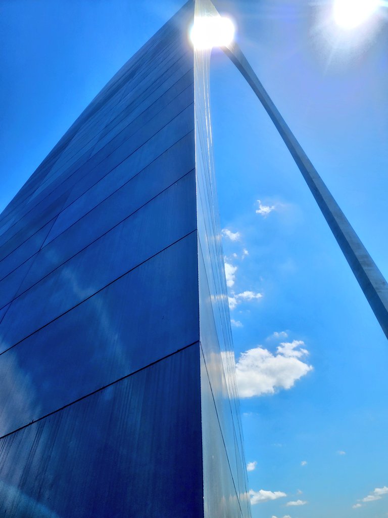 SamuelBHudson's tweet image. #ViewFromTheTop of the #Arch last weekend. Gateway to the #ShipIt...