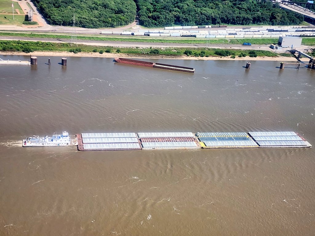 SamuelBHudson's tweet image. #ViewFromTheTop of the #Arch last weekend. Gateway to the #ShipIt...