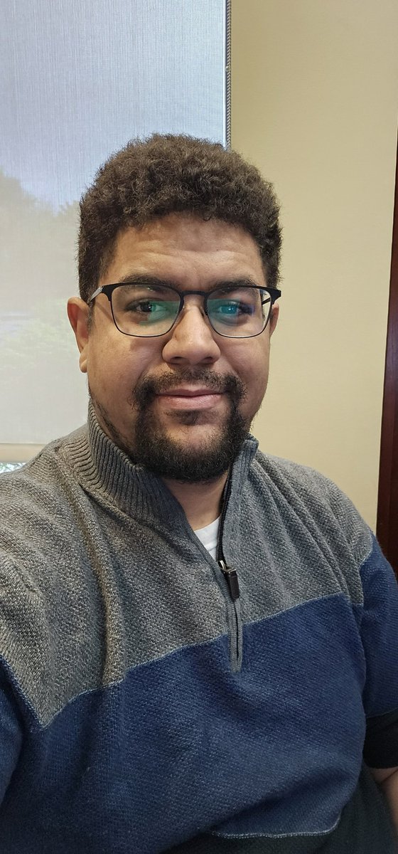 MrAddup's tweet image. 2015v2025
 I fixed the hair and grew a goatee