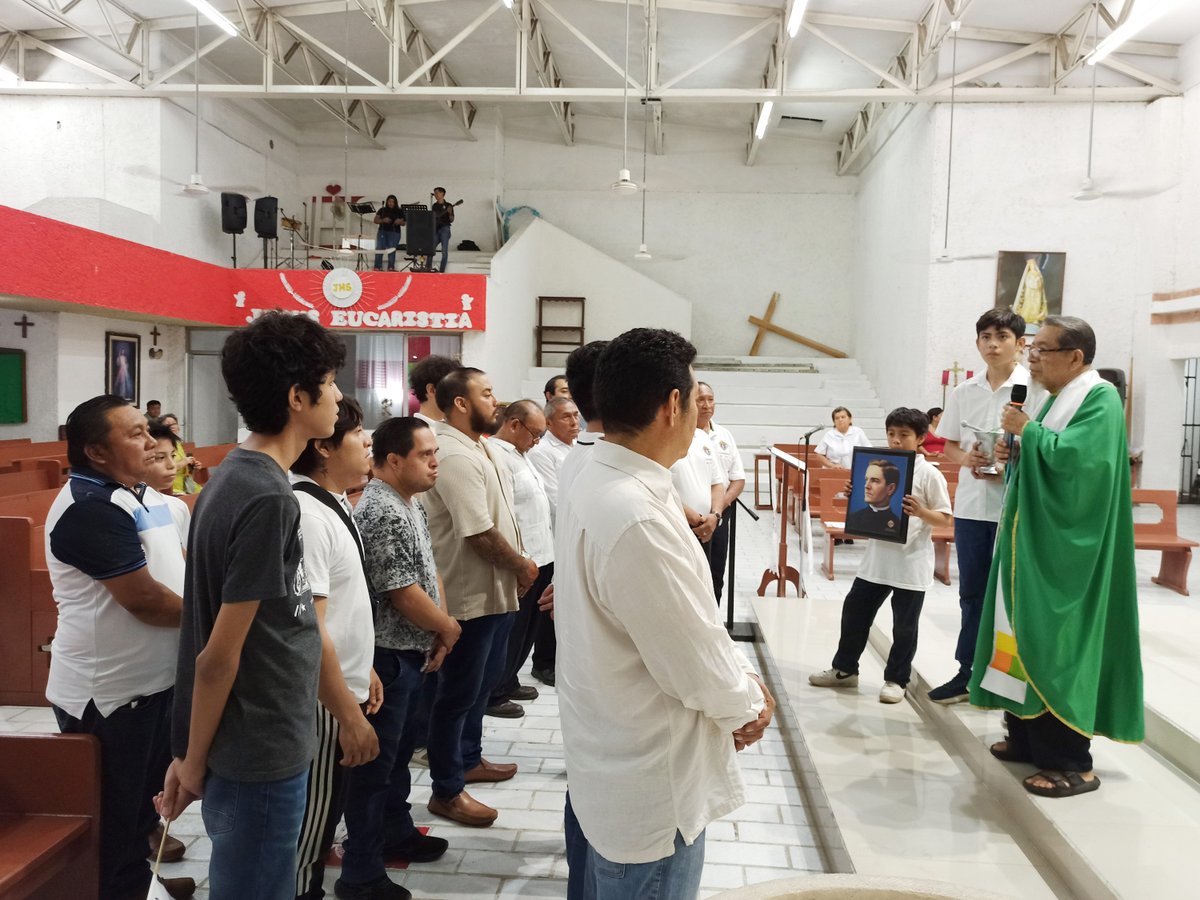 KofC17543's tweet image. En la Parroquia de Cristo Obrero, el Rosario de Hombres se ofreció por la canonización del Beato Michael McGivney. Tras la Santa Misa, el Pbro. Eudaldo Cervantes bendijo a los hombres asistentes. Ago, 10, 2025.

@KofC #KofC #KnightsofColumbus #CaballerosdeColón