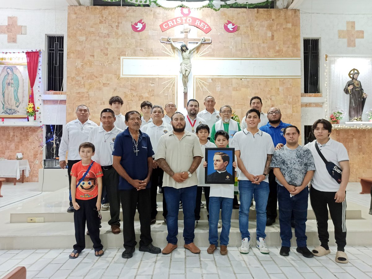 KofC17543's tweet image. En la Parroquia de Cristo Obrero, el Rosario de Hombres se ofreció por la canonización del Beato Michael McGivney. Tras la Santa Misa, el Pbro. Eudaldo Cervantes bendijo a los hombres asistentes. Ago, 10, 2025.

@KofC #KofC #KnightsofColumbus #CaballerosdeColón