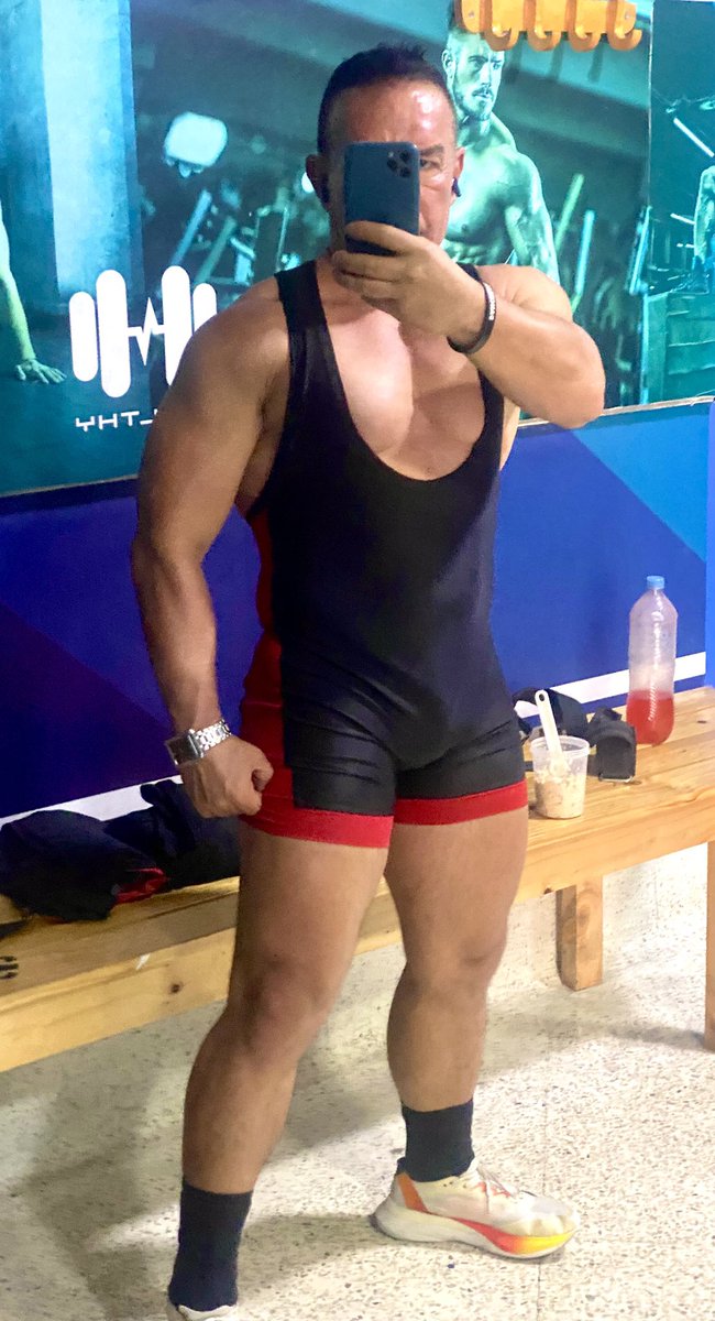 DANZUNGA's tweet photo. Entrenamiento de espalda y hombros!! Enfocado para lo que viene… DYNAMIK FUNCTIONAL https://t.co/aFlLOr6vgl