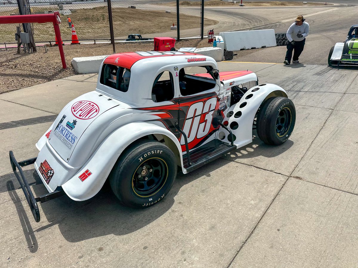 Three days of Legends racing action kicks off today at Colorado National Speedway as the INEX Summer Nationals begin!

Ready to go green? 😎