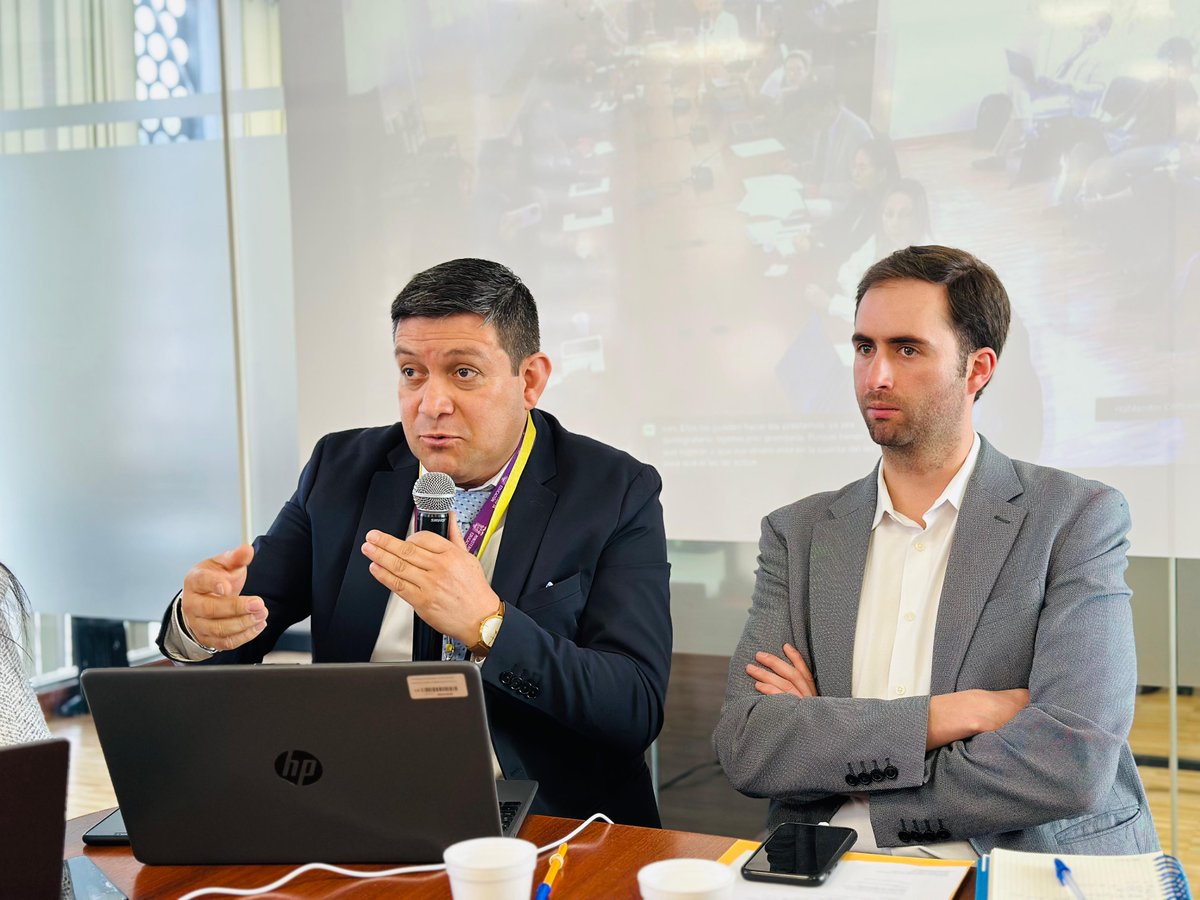 📌Hoy en la <a href="/EducacionAN/">CECCYT</a>, se desarrolló la mesa técnica de fiscalización al MINEDUC e IEES para tratar temas sobre:
✅ Equiparación salarial
✅ Mora patronal
✅ Concurso de méritos y oposición
#AsambleaNacional #Mineduc #IEES #Educación #Ecuador