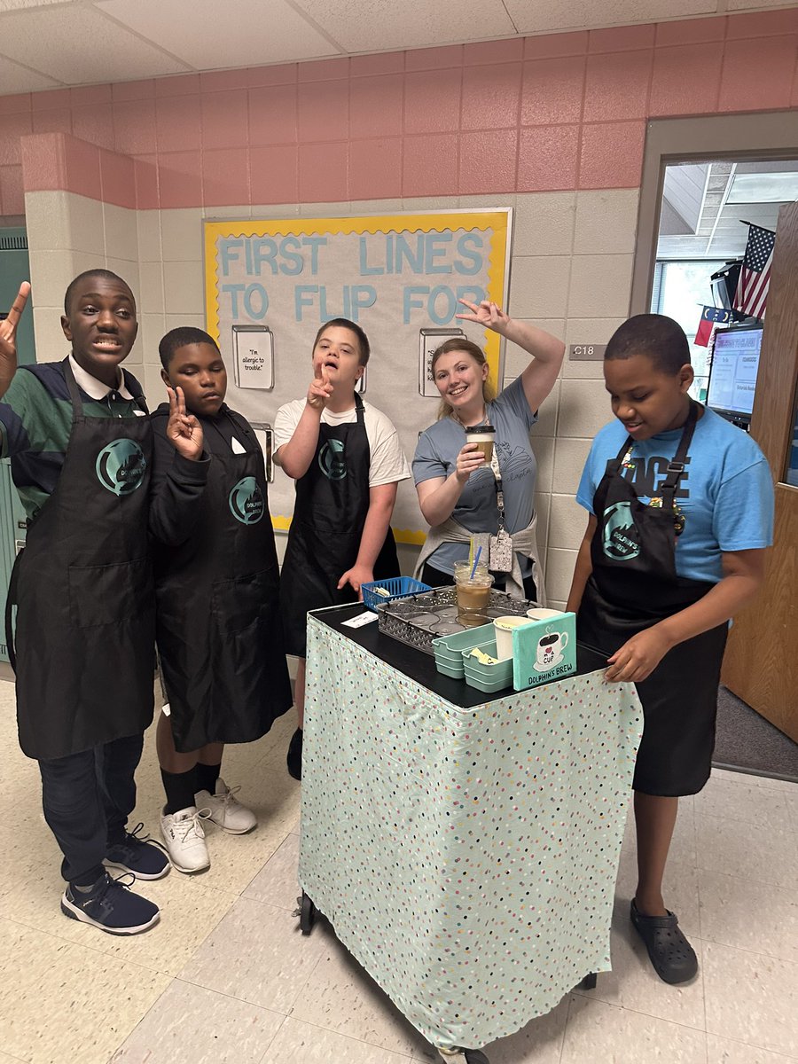 And our baristas are back for the 25-26 school year  !!!  We began training our new barista with procedures given by JR.. our Manager ! Enjoy your coffee ! <a href="/HokePam/">phoke</a> 🐬🐬☕️☕️