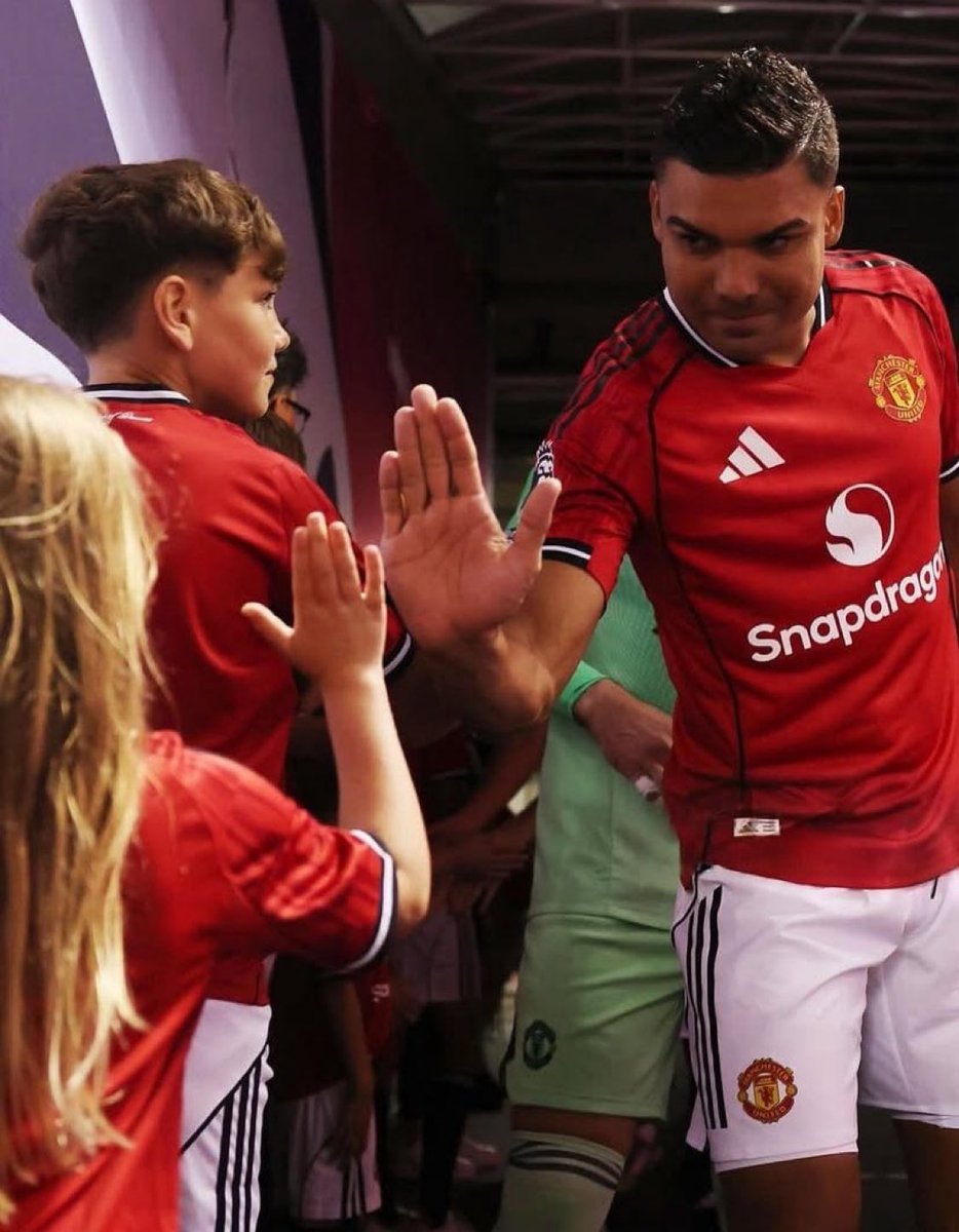 MUFCWO's tweet photo. 🔴🗣️: من سيفوز بالدوري الإنجليزي الممتاز هذا الموسم؟"
كاسيميرو : مانشستر يونايتد ❤️‍🔥 https://t.co/WXVoiEw3ua