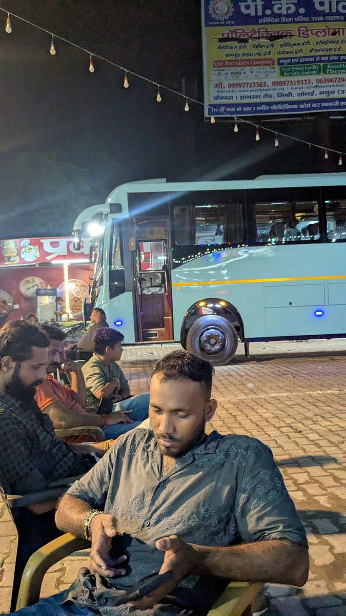 deepesNemchand's tweet photo. We booked a bus through the  Incredible Bharat tourism service to travel to Delhi, Agra, and then Mathura and Vrindavan. The bus has not been punctual since morning, and now, near Vrindavan, it broke down. There is no responsibility being taken by Incredible Bharat Tourism https://t.co/24sfa8S3wJ