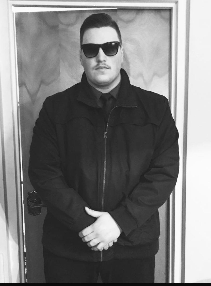 Owner of the $bouncer meme endorsed the coin and deployer still rugged it. why? not sure. 

i’m supporting and holding tho.