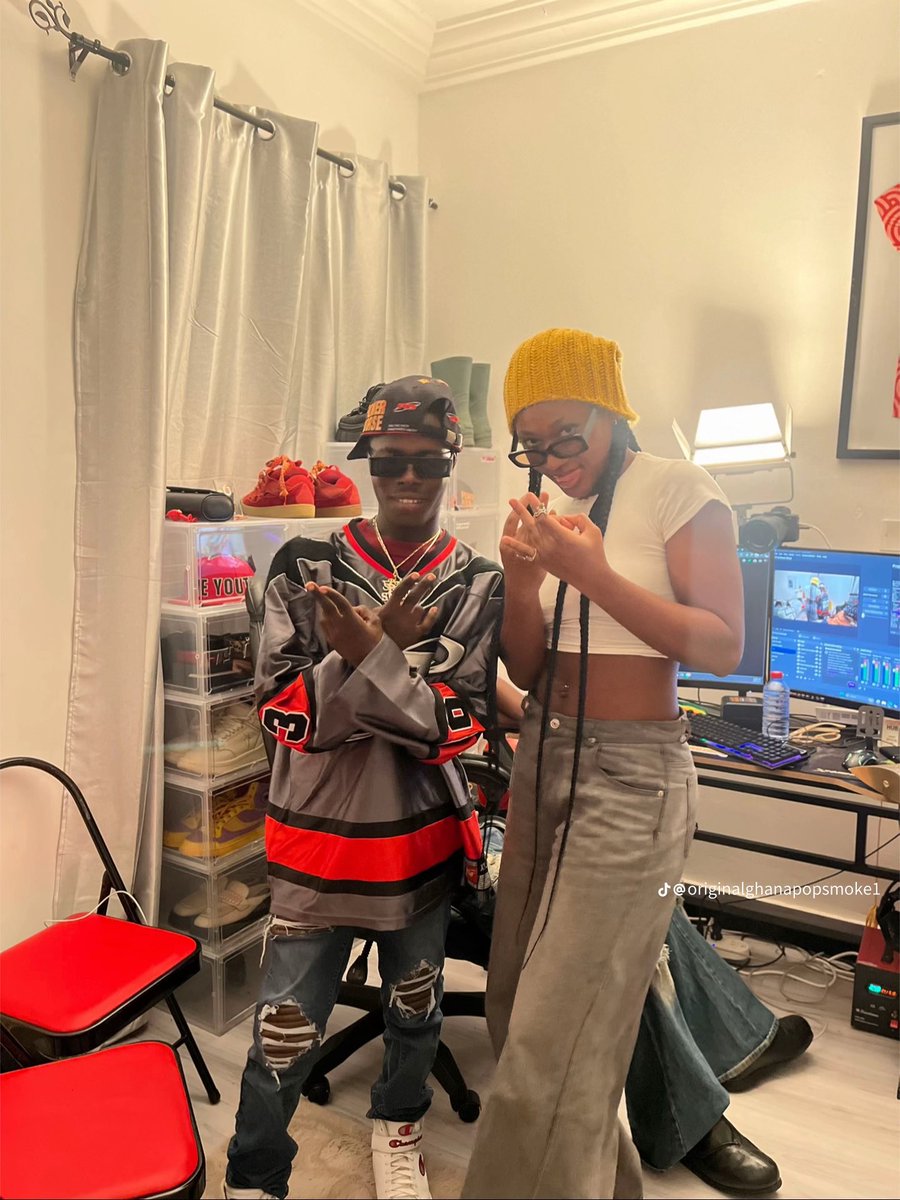 NinoBrown_X's tweet photo. Pop Smoke😬🎊 https://t.co/Zw9OuLP7nx