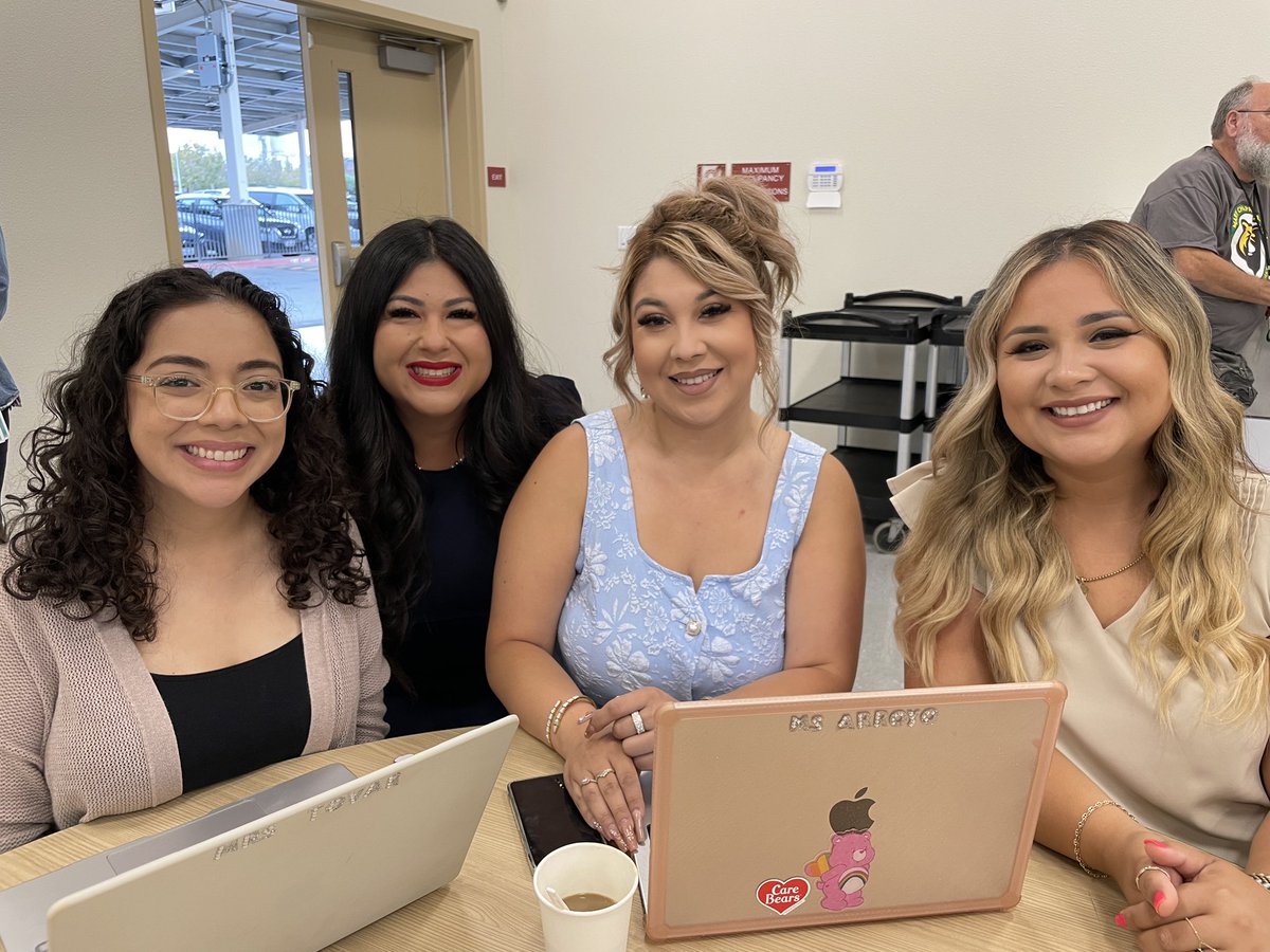 Mary Chapa Academy tweet media