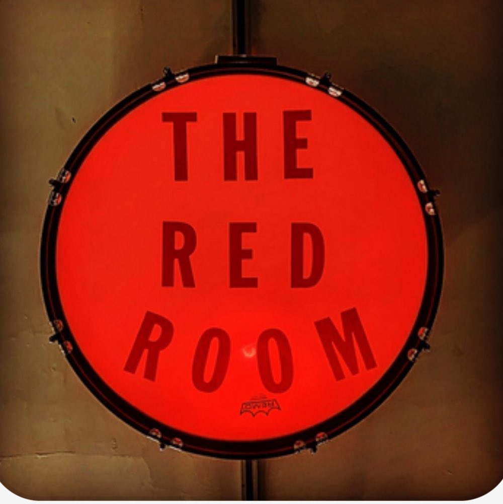 For citizens of our second favourite city, and for any of you who maybe travelling to  <a href="/oasis/">Oasis</a> at Soldier Field there will be a special acoustic performance The Red Door - 1711 N Honore - #Chicago, IL, on Friday 29th August.
Il be joined by <a href="/reverb/">Reverb</a> .com’s own Joe Shahid on keys.