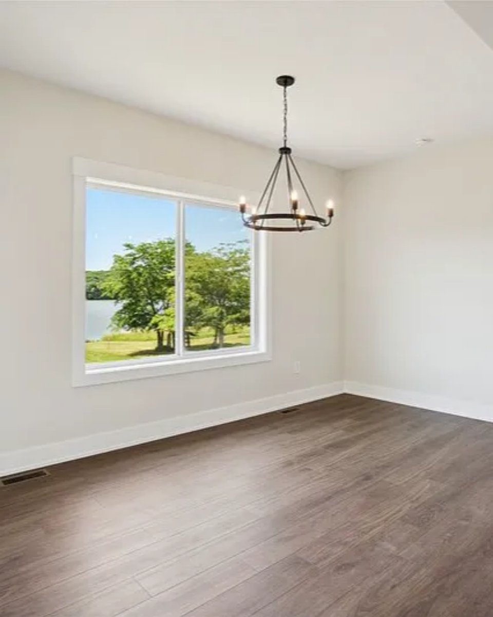 ✨ SOLD at Sundown Lake!
Another stunning new construction home by Berkey Homebuilders is officially sold!
29727 North Bay Court offered one of the most desirable lake lots in Iowa — it was a pleasure to sell another Berkey Home!