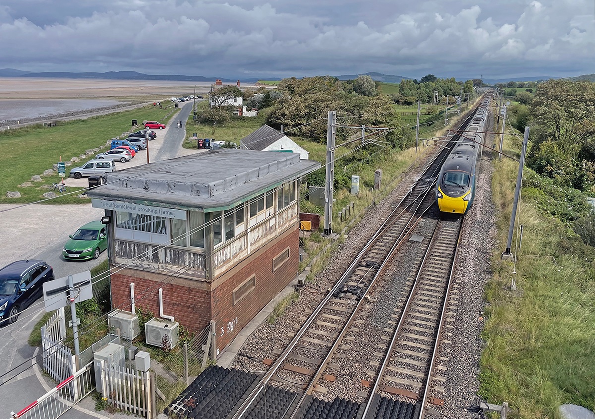 Nowt but a Lad (@nowtbutalad) on Twitter photo A southbound <a href="/AvantiWestCoast/">Avanti West Coast</a> train at Hest Bank on #Morecambe Bay #Lancashire this lunchtime; used to watch the trains there in the early 1960s "when I was a lad". #Railways <a href="/railnigel/">Nigel Harris</a> A southbound <a href="/AvantiWestCoast/">Avanti West Coast</a> train at Hest Bank on #Morecambe Bay #Lancashire this lunchtime; used to watch the trains there in the early 1960s "when I was a lad". #Railways <a href="/railnigel/">Nigel Harris</a>