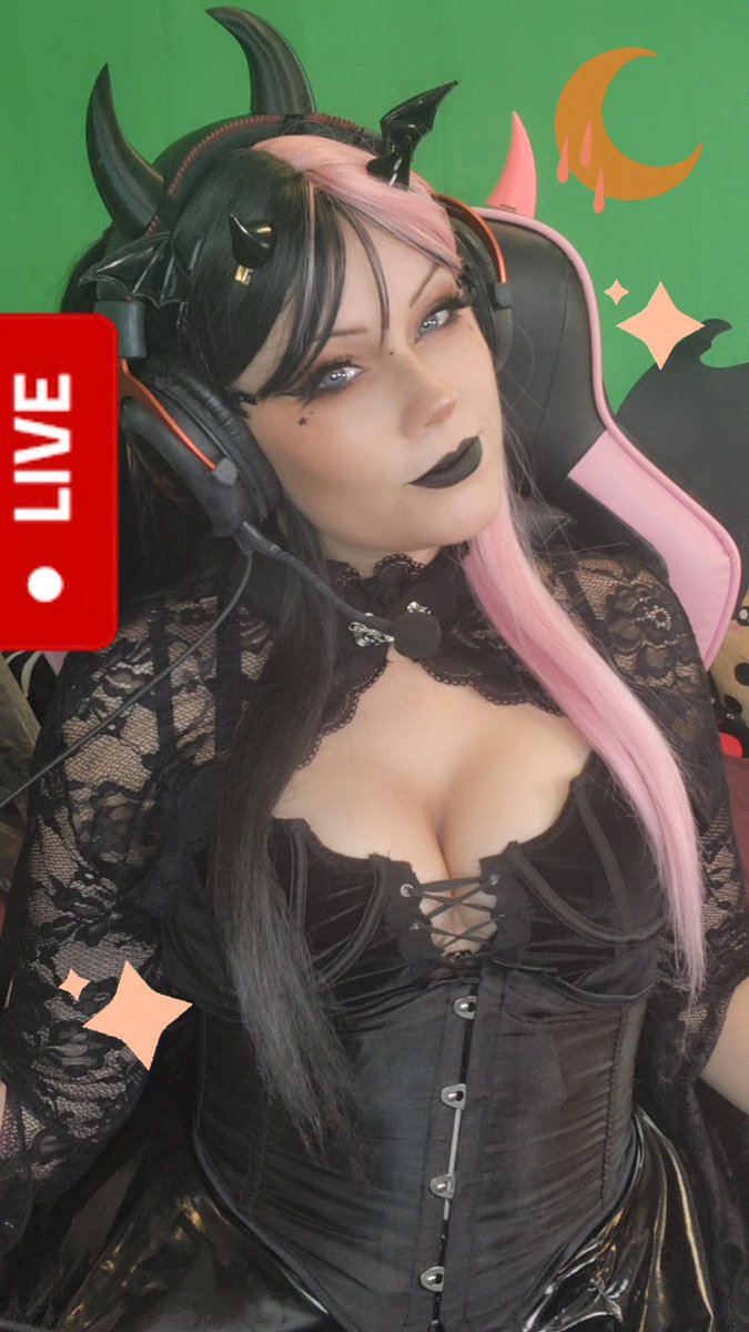 MsFelonyRose's tweet photo. Would you let me into your dreams?....😊
Playing #thedreammachine
And vibin with all the delicious sinners... Come say hi
#succubus #twitch #live #dreamy #invitemein #gothgirls #cute https://t.co/8n1X5rLpWM