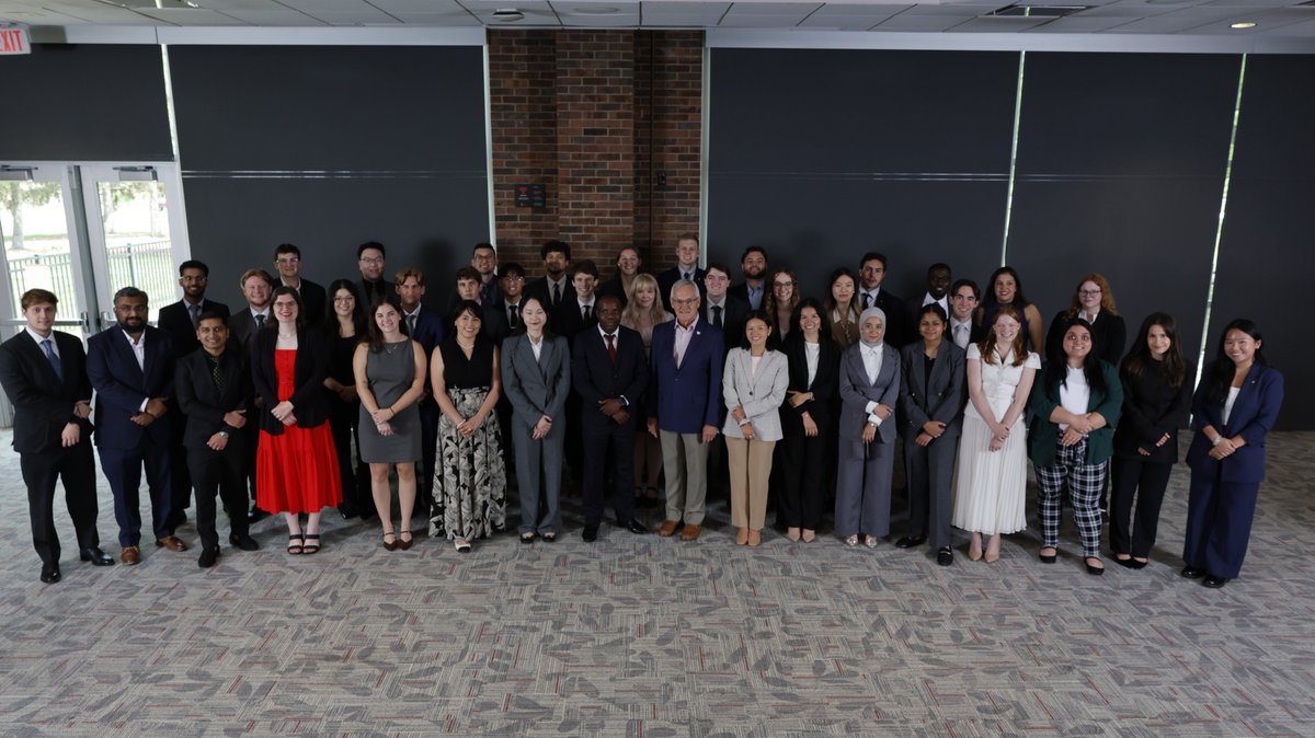 Ohio Development (@ohiodevelopment) on Twitter photo . <a href="/LtGovJimTressel/">Lt. Governor Jim Tressel</a> and Development Director <a href="/LydiaMihalik/">Lydia Mihalik</a> recently recognized 58 students from Ohio universities who spent their summer driving international growth for Ohio businesses through the Ohio Export Internship Program.
Read More: bit.ly/4lxIGzg . <a href="/LtGovJimTressel/">Lt. Governor Jim Tressel</a> and Development Director <a href="/LydiaMihalik/">Lydia Mihalik</a> recently recognized 58 students from Ohio universities who spent their summer driving international growth for Ohio businesses through the Ohio Export Internship Program.
Read More: bit.ly/4lxIGzg