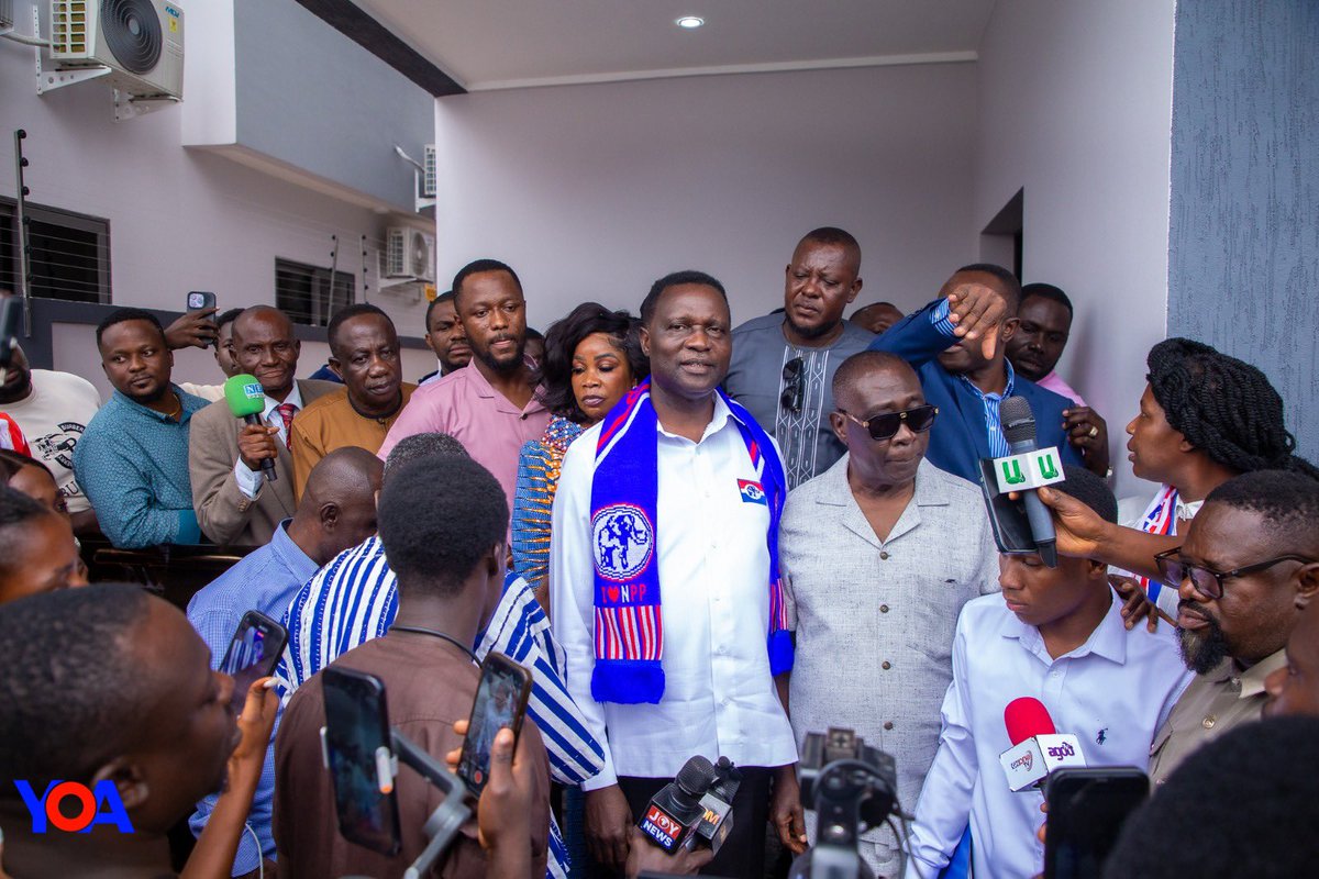 yoadutwum's tweet photo. They were joined by polling station executives, dedicated teachers, and loyal party faithfuls, all led by my campaign chairman, Mr. Oppong Bio.

May this milestone mark the next chapter of our shared vision to eradicate poverty through education. https://t.co/Us7swBVgMw