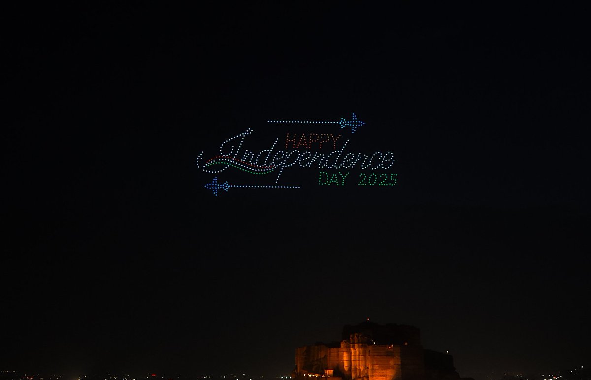 BotLabDynamics's tweet image. We have started our #IndependenceDay celebrations in #Jodhpur.
Stay tuned for full show video!
#BotLabDynamics #DroneShows #OperationSindoor #India #IndependenceDay2025 #IndianArmy #Rajasthan #IndependenceDayIndia #JaiHind