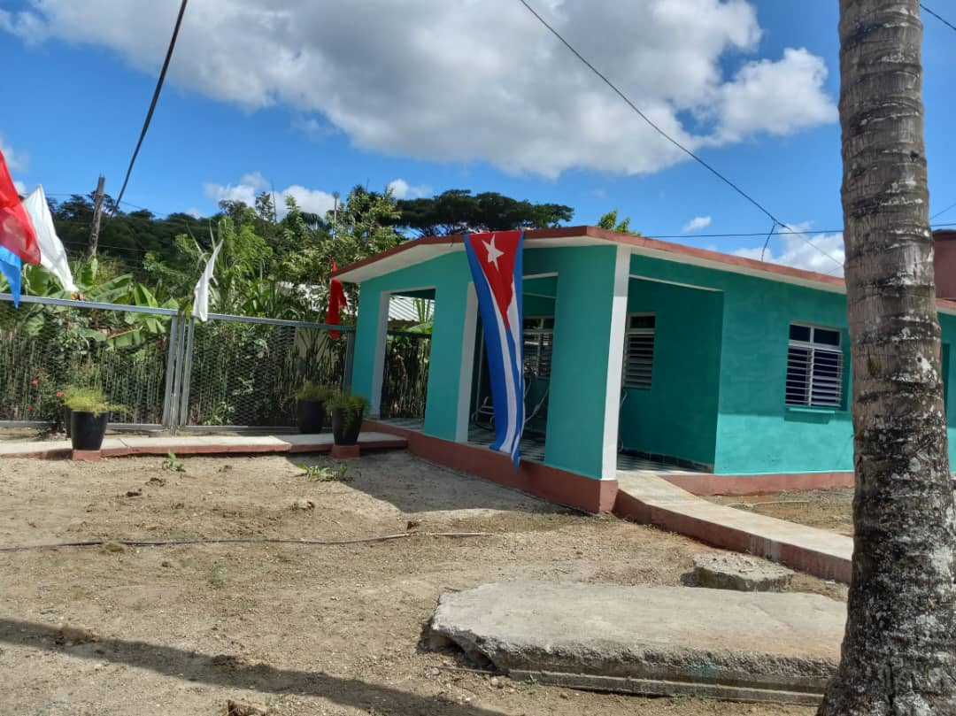 La obra de #Fidel no se detiene. Motivados por el cumpleaños 99 de nuestro invencible Comandante, inauguramos en Yateras, #Guantánamo, un confortable hogar materno que significará más calidad de vida para las gestantes y su futuro bebé.
#JuntosPodemosMás
#100AñosConFidel