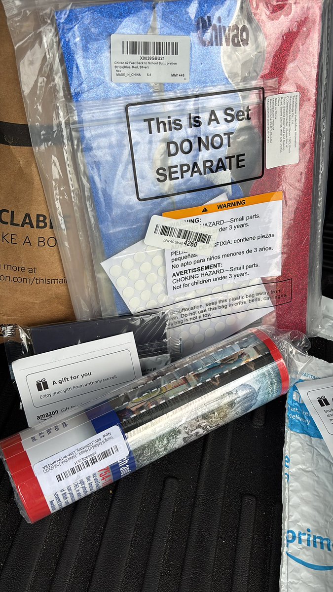 Thank you <a href="/Mamacoopah/">Teresa Cooper 💟</a> and <a href="/APurcell756/">Tony</a>. I was able to pick these up at the post office today.