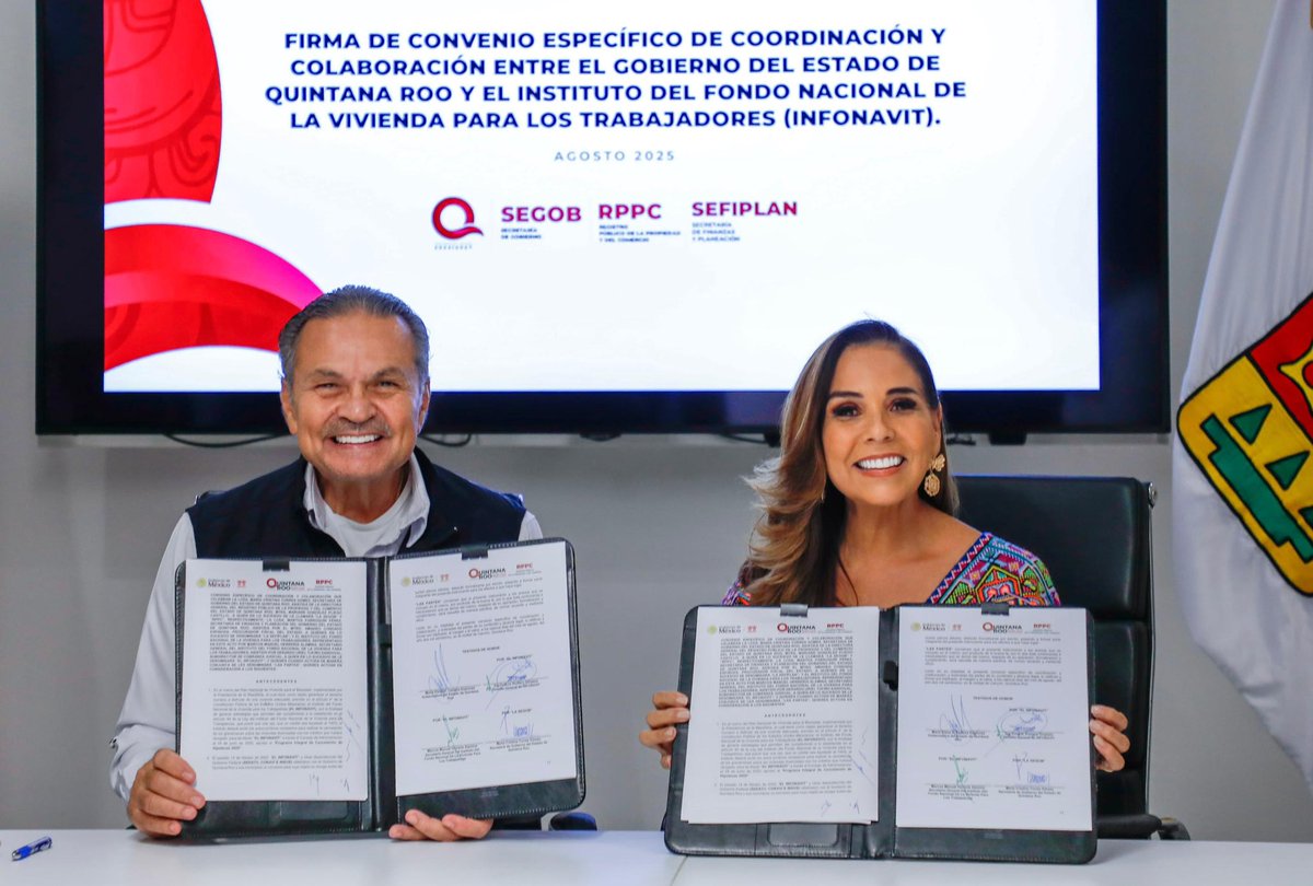 Octavio Romero (@octavioromero_o) on Twitter photo En gira de trabajo por Quintana Roo, firmamos con la gobernadora <a href="/MaraLezama/">Mara Lezama</a> el Convenio Específico de Coordinación y Colaboración entre el <a href="/GobQuintanaRoo/">Gobierno Quintana Roo</a> y el <a href="/Infonavit/">Infonavit</a>, con el fin de otorgar certeza jurídica a las familias sobre su patrimonio, mediante la liberación de sus En gira de trabajo por Quintana Roo, firmamos con la gobernadora <a href="/MaraLezama/">Mara Lezama</a> el Convenio Específico de Coordinación y Colaboración entre el <a href="/GobQuintanaRoo/">Gobierno Quintana Roo</a> y el <a href="/Infonavit/">Infonavit</a>, con el fin de otorgar certeza jurídica a las familias sobre su patrimonio, mediante la liberación de sus
