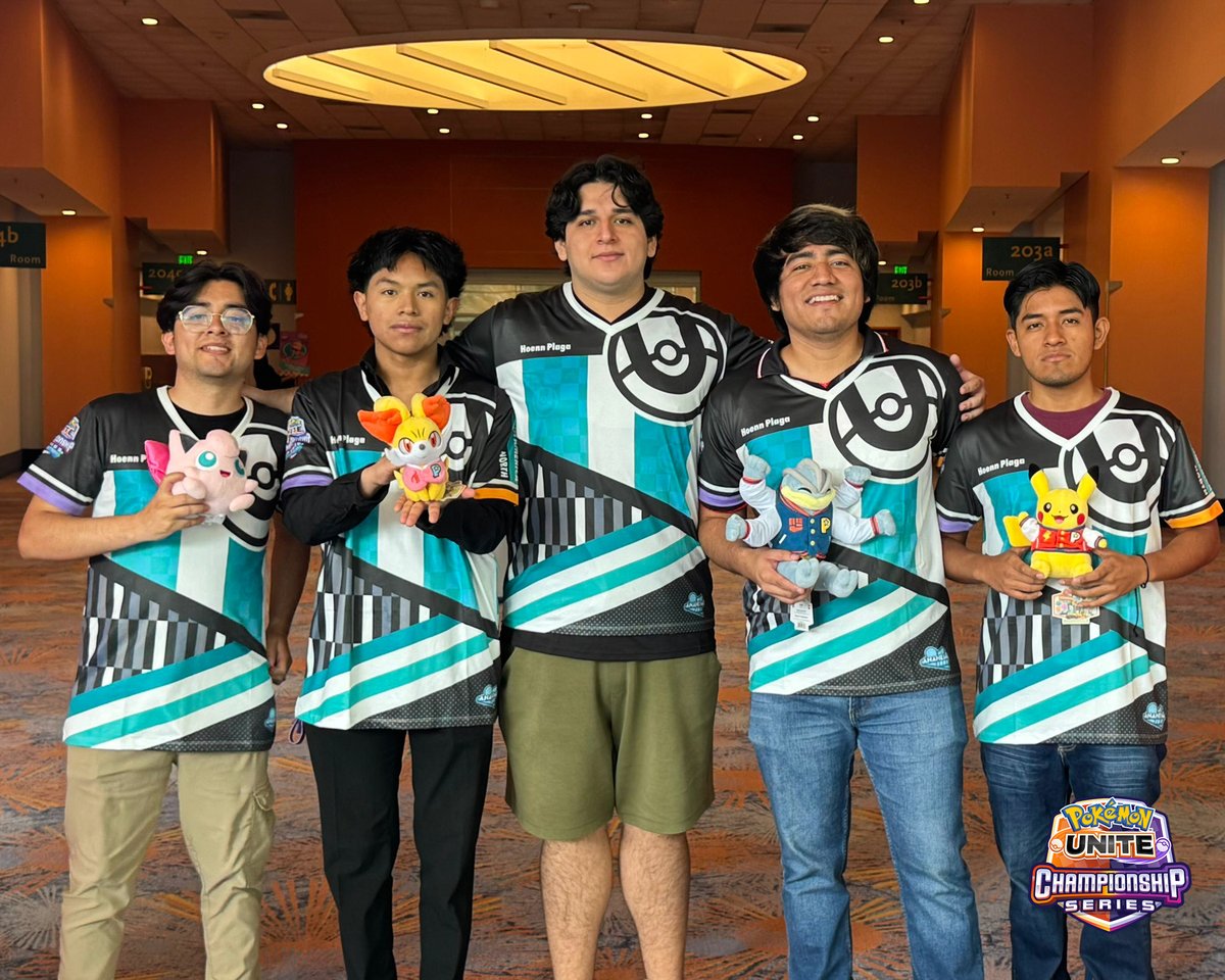 UniteLATAM's tweet photo. ¡CACM Esports está listo para el Campeonato Mundial y para representar a la región LA-N!
La acción comienza mañana, ¡no te pierdas ni un solo momento de la competencia!🤗

#PokemonUNITE | #UNITEesports https://t.co/fHfXIq9jOU